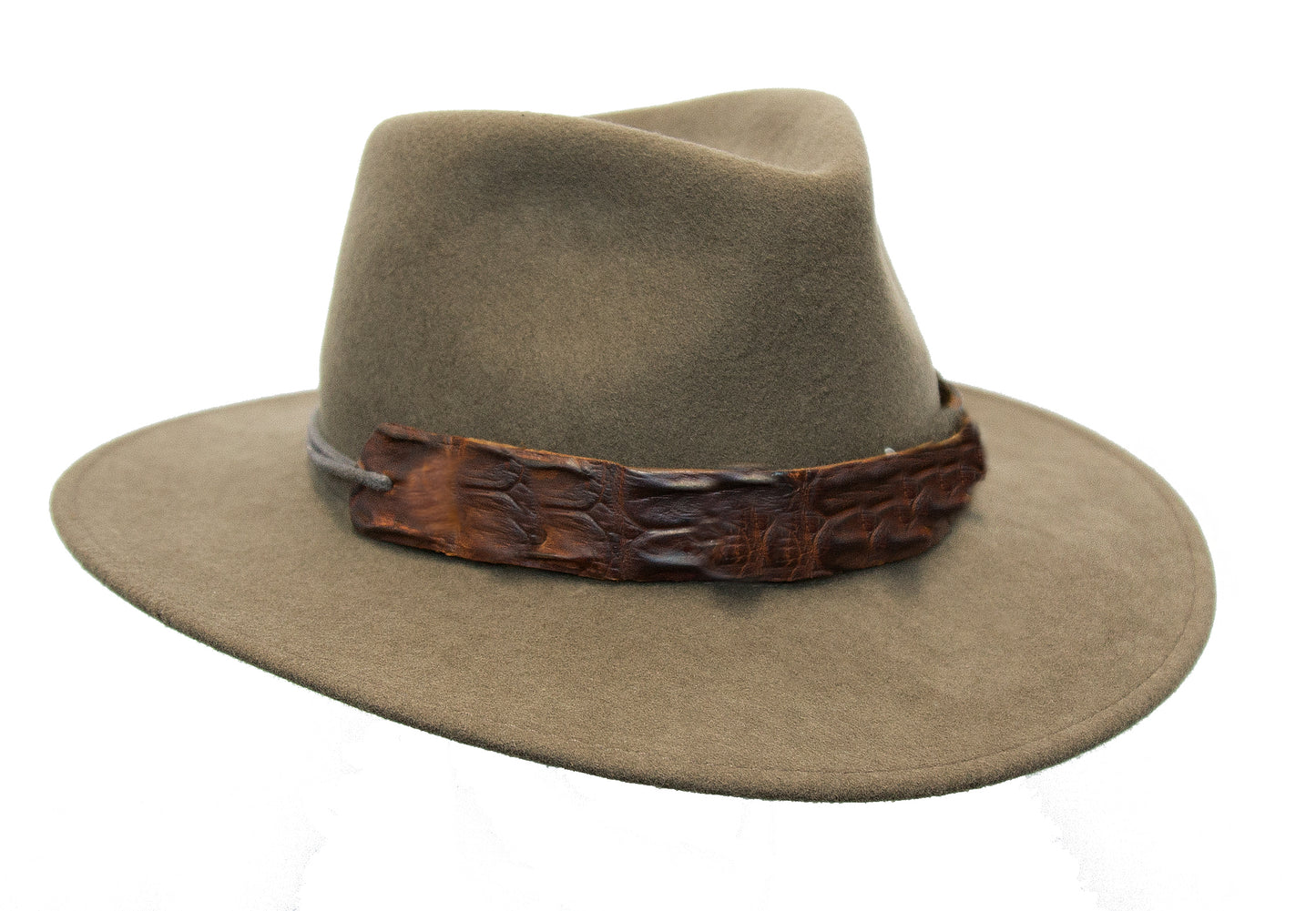 Hutband- Lederband aus Krokodilleder in tobacco ca. 25 cm lang