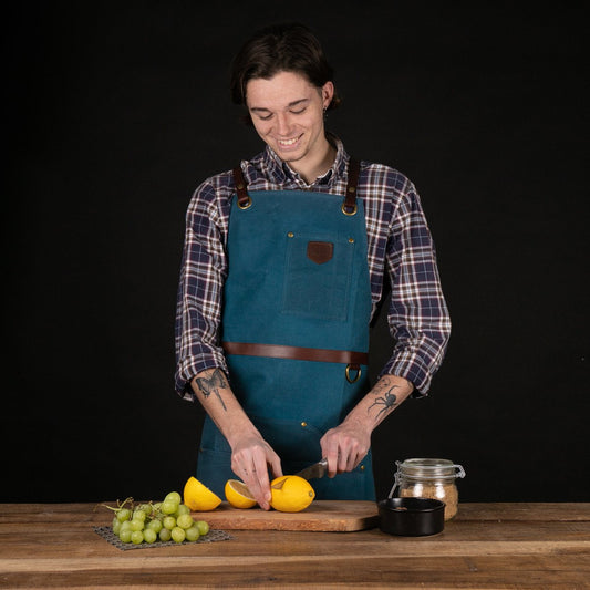 Kochschürze Gartenschürze Lederschürze Feuerfeste Schürze 
Schmiedeschürze Küche Garten Keller