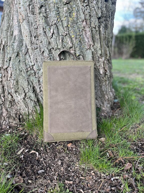 gartengabel gartenwerkzeug kupfergabel kupferwerkzeug Garten gartenwerkzeug kufper schönes werkzeug gärtnern werkzeug mit holzgriff nachhaltiges werkzeug schere gartenschere mit holzgriff gardena gartenwerkzeug kleine gartenschere hobby gärtner profi gärtner gartenschaufel kleine gartenschaufel kniekissen gartenkissen kniehilfe knieschützer garden trading kniekissen aus canvas