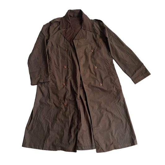 Trench Coat aus gewachster Baumwolle, Slim Fit mit doppelter Knopfleiste