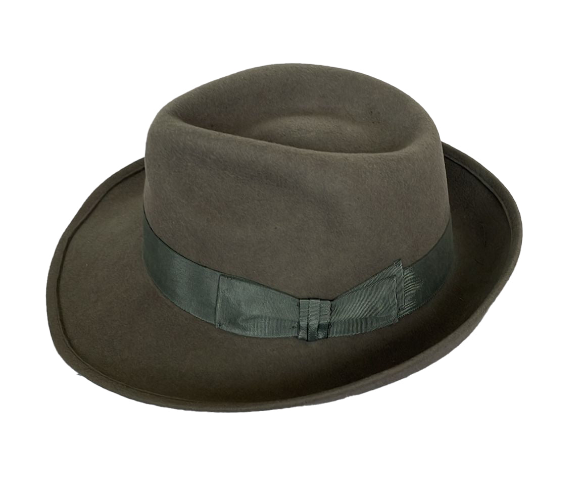 Stabiler Wollfilzhut für Damen und Herren mit Satin-Hutband in Hutfarbe
