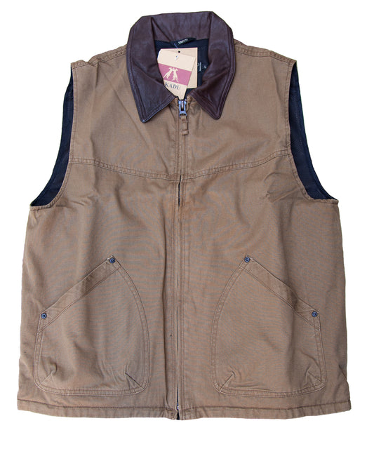 Outdoor leisure vest with hidden inner pockets, leather collar and zipper in Tobacco L