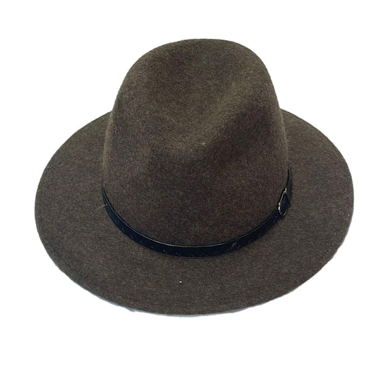 Crumplable wool felt hat for women and men with a two-colored leather hat band