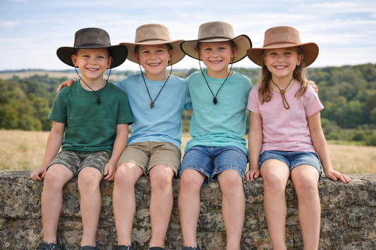 Australischer Kinder Sommerhut – Kühlend & wasserfest mit UPF 50+ inkl. Kinnband I Größe S 52–53 cm