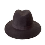 Crumplable wool felt hat for women and men with a two-colored leather hat band