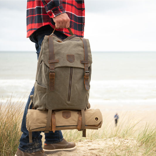 Explorer Outdoordecke – wasserdichte Picknickdecke aus Canvas & Wolle mit Lederstraps